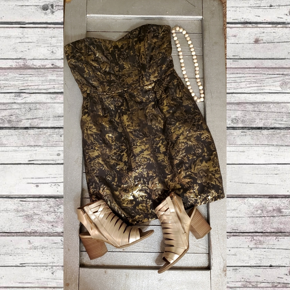 Black and Gold Strapless Forever 21 Dress